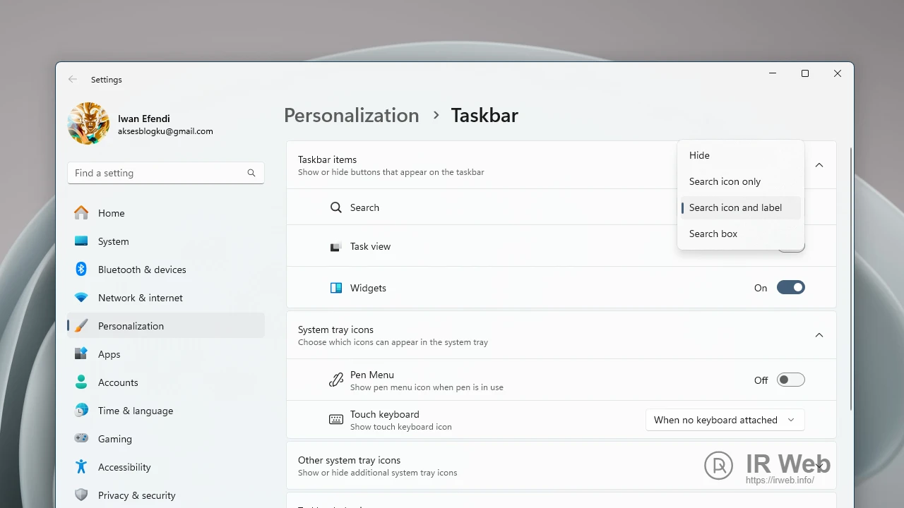 Tangkapan layar pengaturan Taskbar di Windows 11 yang menunjukkan menu dropdown untuk kustomisasi ikon pencarian.