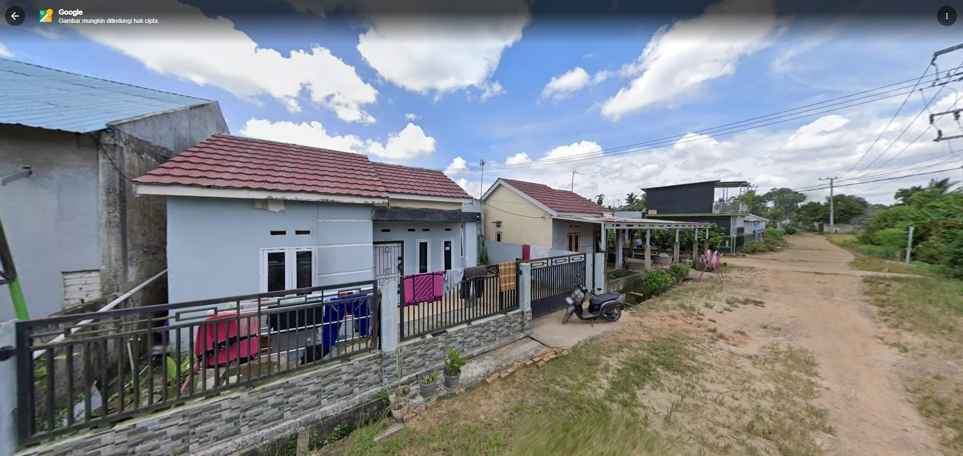 Deretan rumah warga yang rapi